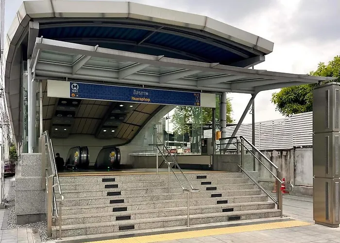 Dahouse Next To Mrt Itsaraphap Exit1