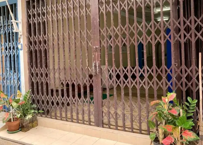 Dahouse Next To Mrt Itsaraphap Exit1 *